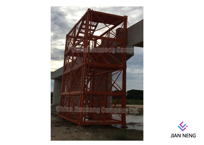 Type fermé échelles industrielles en acier en acier de la cage Q235 d'échelle de 4m*2m*2m