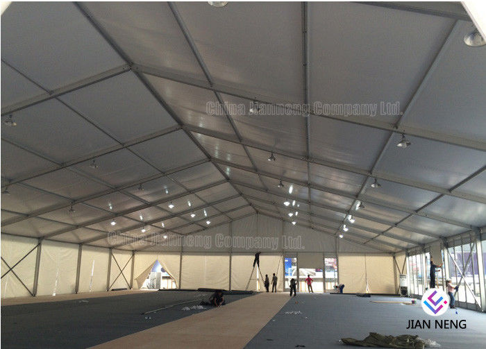 Tente extérieure imperméable de luxe d'auvent de PVC, grandes tentes d'événement avec le cadre d'alliage d'aluminium