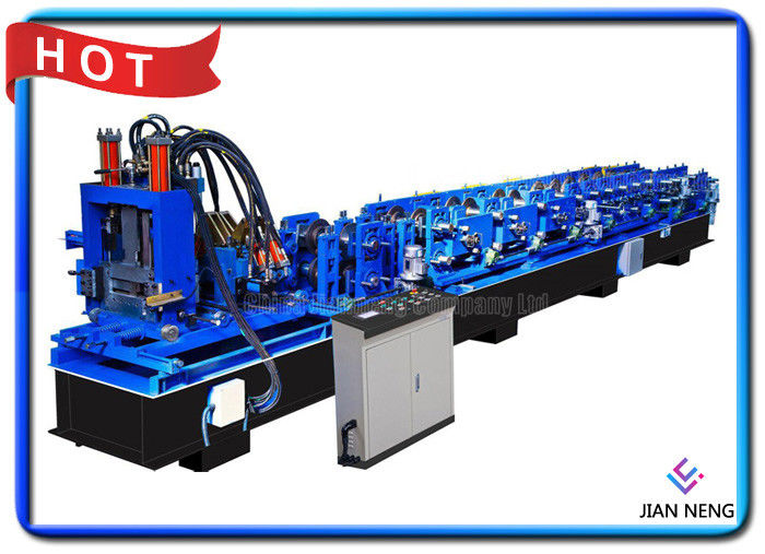Le goujon et la voie de cloison sèche de plafond roulent formant la ligne 15m/min - de machine la vitesse 30m/min