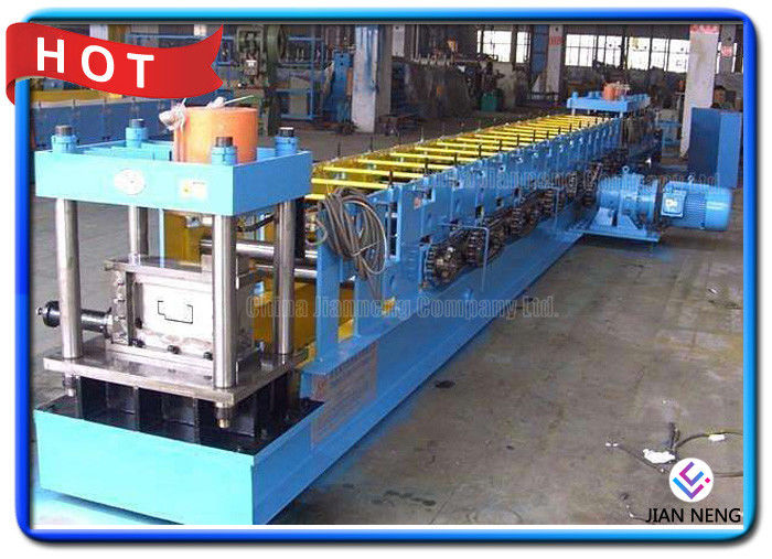 Le goujon et la voie de cloison sèche de plafond roulent formant la ligne 15m/min - de machine la vitesse 30m/min
