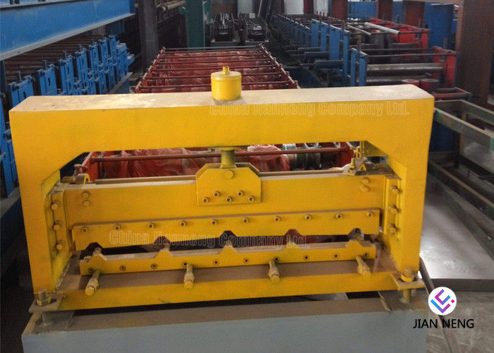 Feuille de toiture en métal du profil IBR de revêtement, petit pain de panneau de mur formant le contrôle de PLC de machine